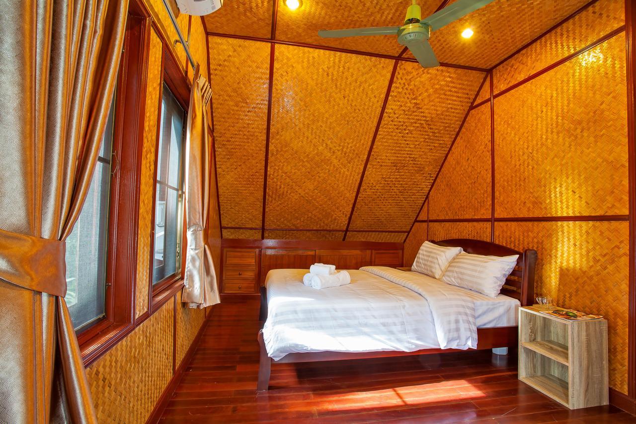 Traditional Thai Villa Nikkie In Tropical Nature, 4Br & Pool, Near Rawai Beach Nai Harn Buitenkant foto